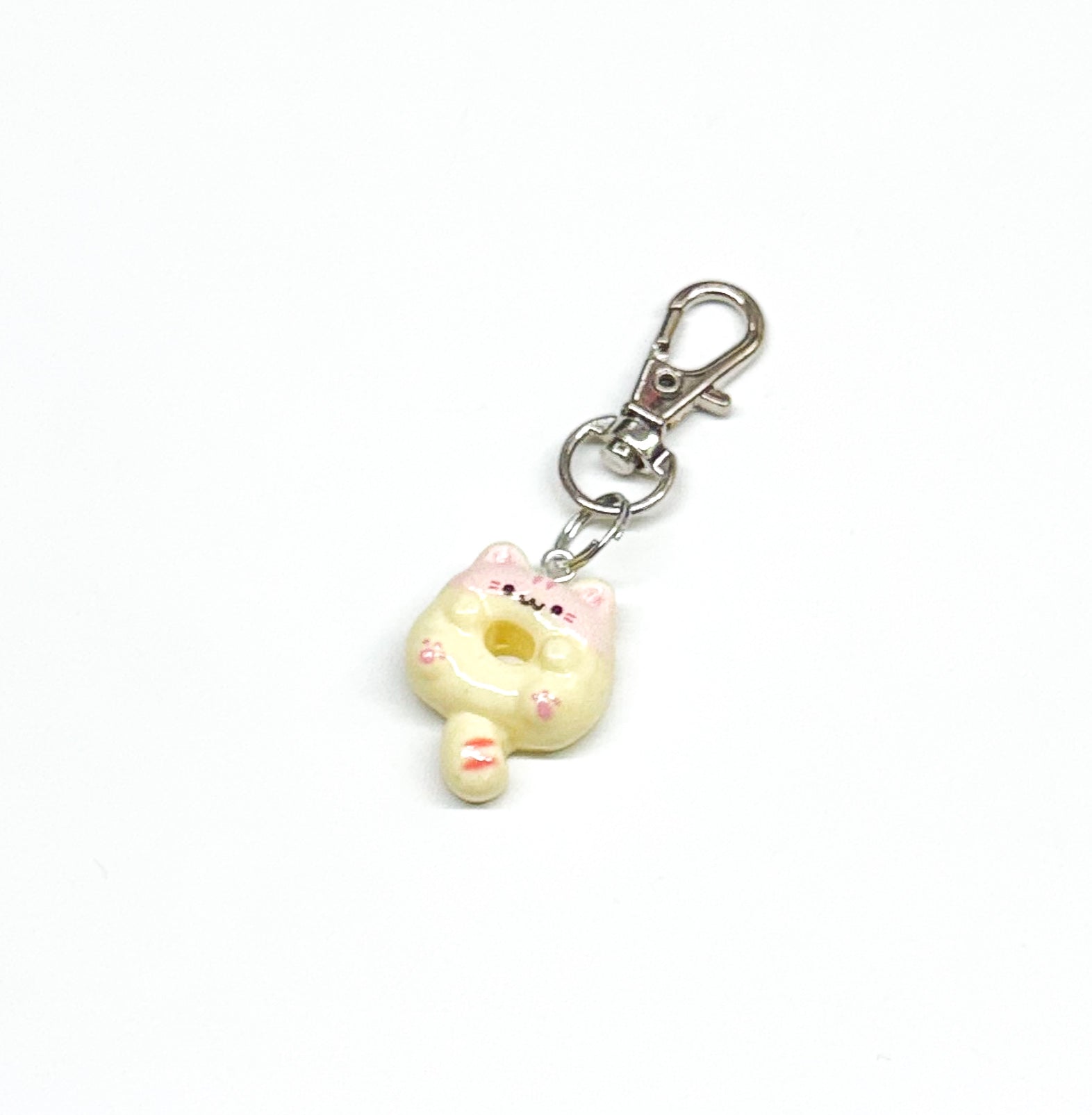 kitty donut (pink/beige) | keychain