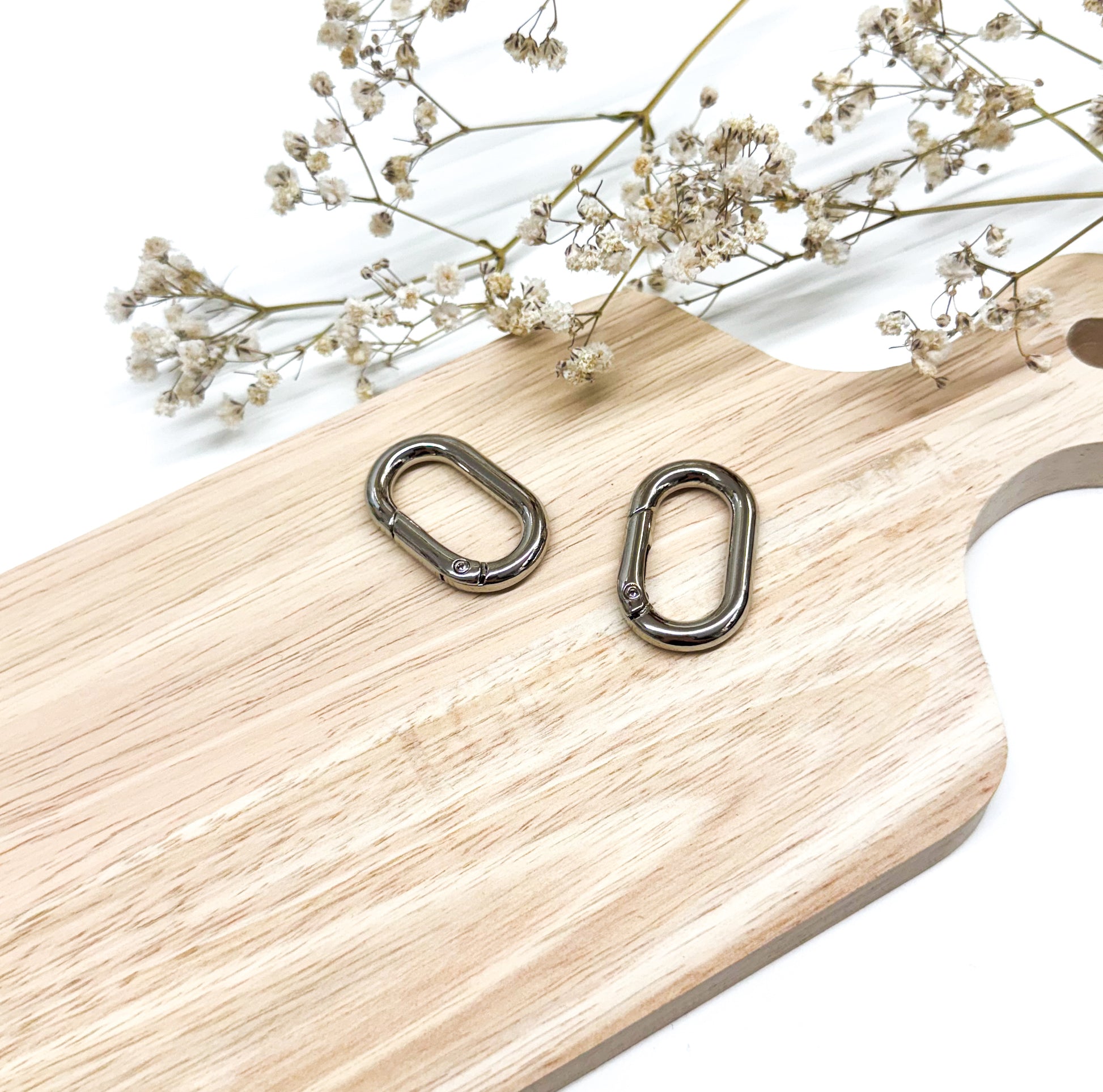 Oval Clasp - Silver