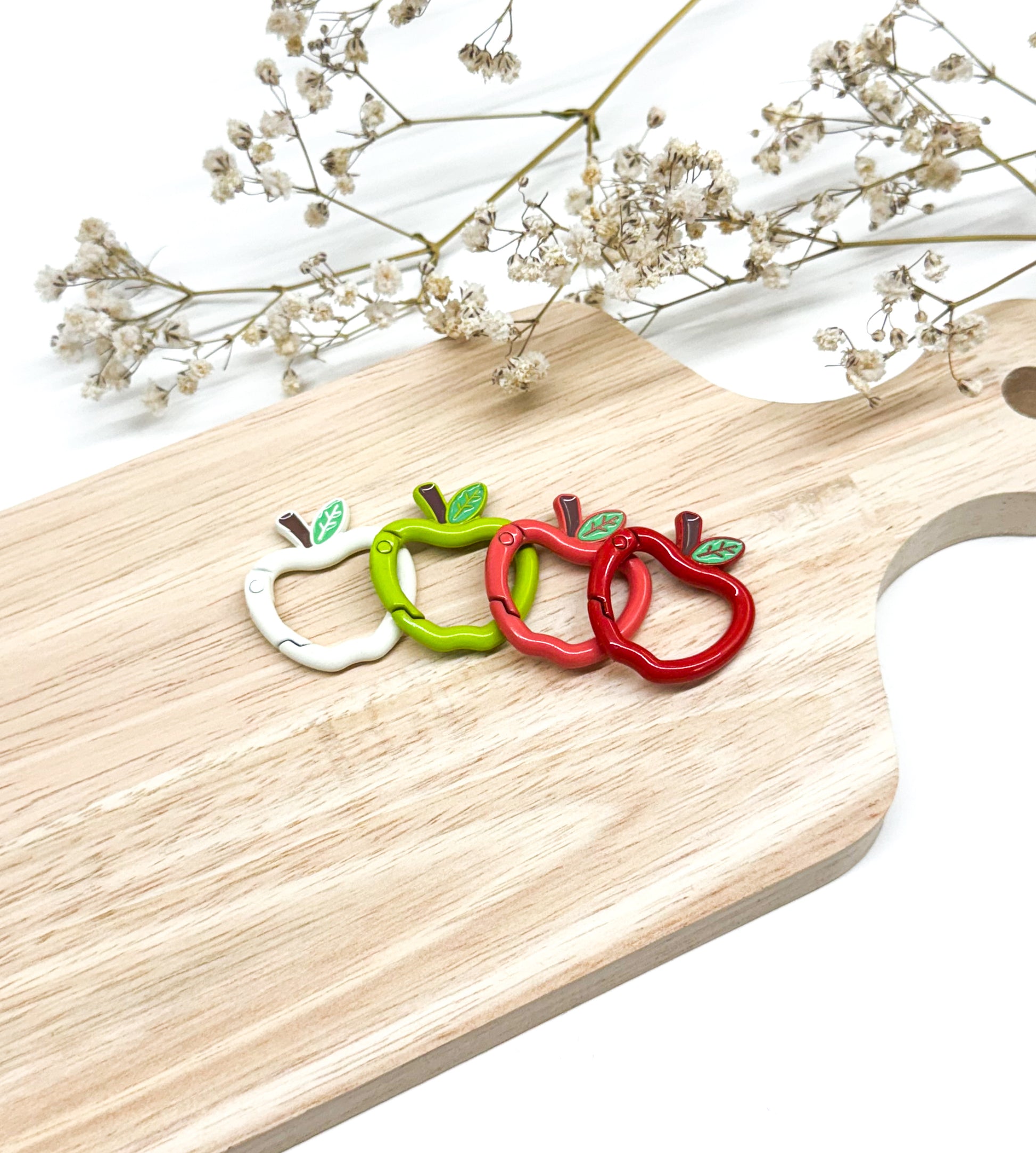 Apple Clasp