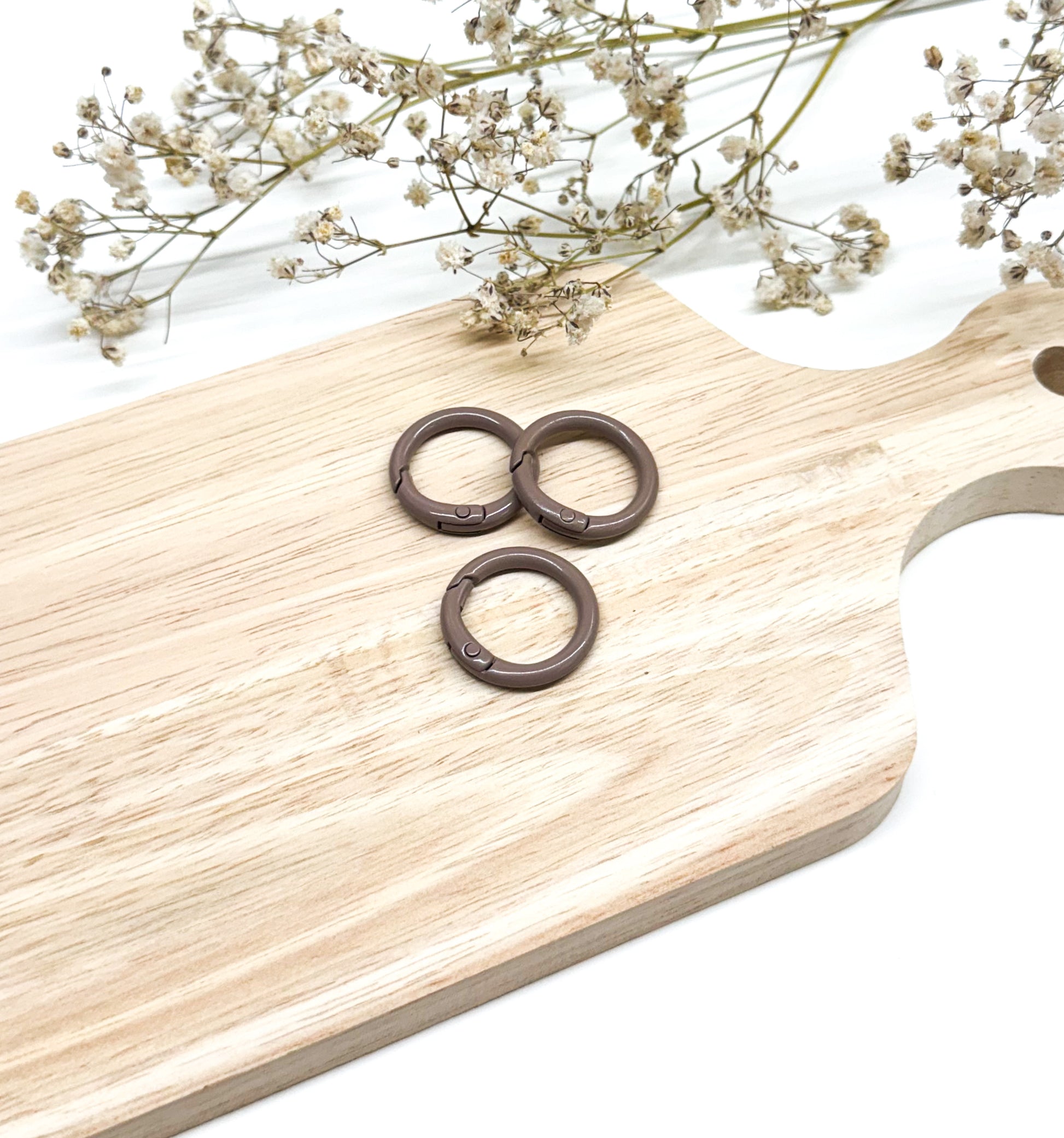 O-Ring Clasp - Clay Brown